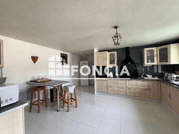 Location Maison 8 pièces 249.8 m² - Poce-sur-cisse 37530