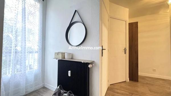 Vente                                                      Appartement
                        
                     2 pièces                      65 m2                     à Draguignan