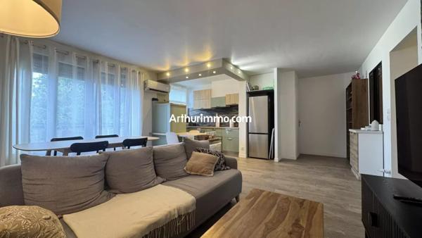 Vente                                                      Appartement
                        
                     2 pièces                      65 m2                     à Draguignan