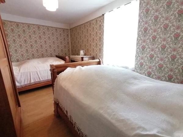 Maison de village St Sulpice les Feuilles