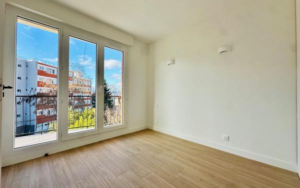 Appartement à louer    3 pièces • 49,02 m2 Créteil