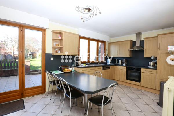 Maison 6 pièces - 140 m² Exclusivité efficity