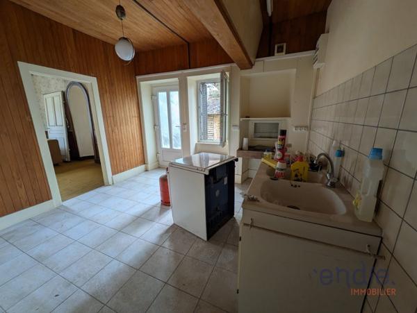 Maison bourgeoise à rénover – 157 m² de charme et de potentiel