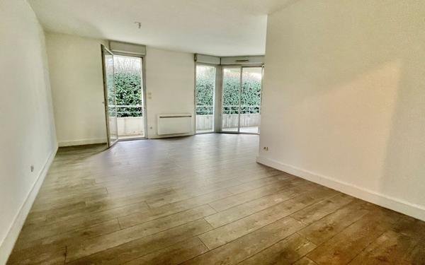 Appartement à vendre    4 pièces • 85 m2 Péchabou