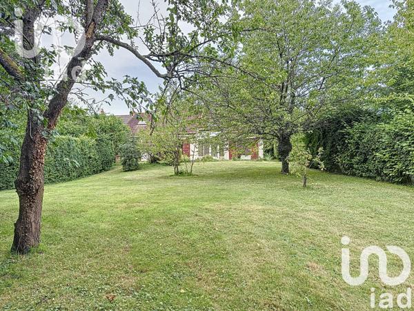 House for sale 4 rooms 93 m² Pommeuse