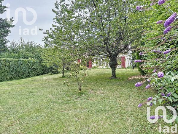 House for sale 4 rooms 93 m² Pommeuse