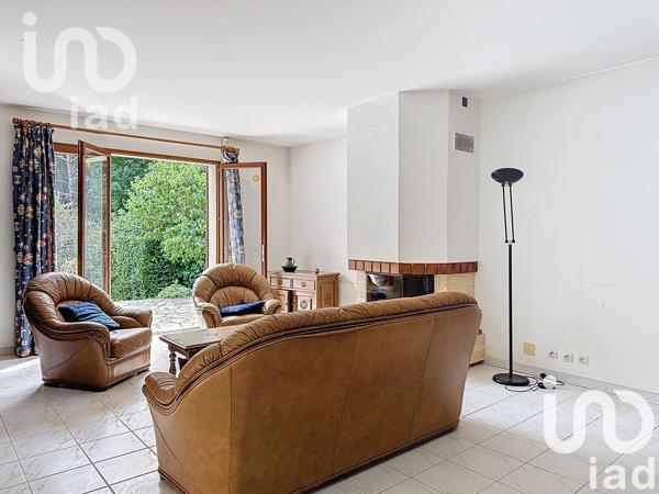 House for sale 4 rooms 93 m² Pommeuse