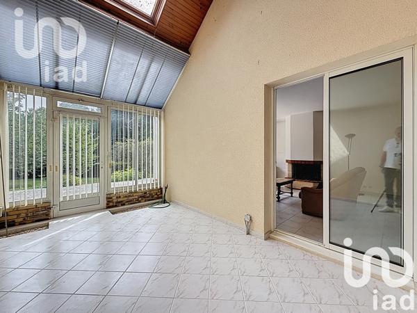 House for sale 4 rooms 93 m² Pommeuse