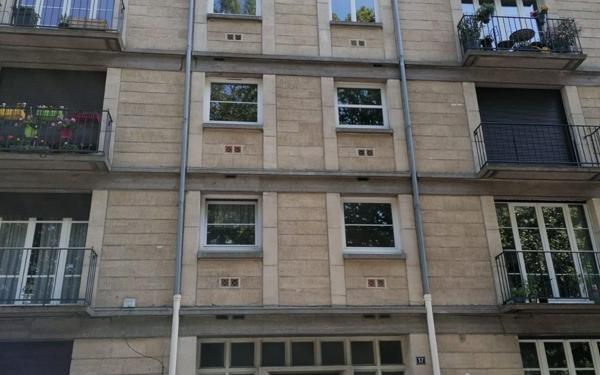 Appartement à vendre    1 pièce • 11,86 m2 Caen