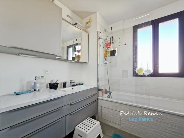 Appartement à vendre 4 pièces, T4, SAINT CYR L'ECOLE (78)