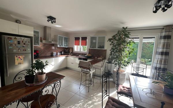 Maison à vendre    5 pièces • 116,47 m2 Gournay-sur-Marne