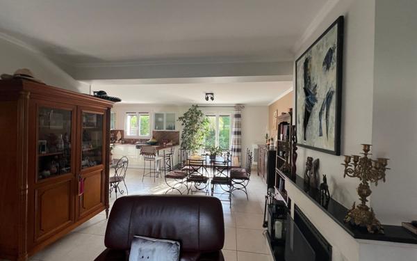 Maison à vendre    5 pièces • 116,47 m2 Gournay-sur-Marne