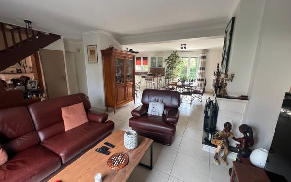 Maison à vendre    5 pièces • 116,47 m2 Gournay-sur-Marne