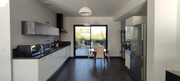 Vente Maison 5 pièces 142 m2 à La Londe-les-Maures