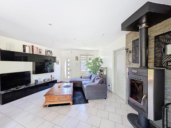 Maison 5 pièces - 81 m² Exclusivité efficity