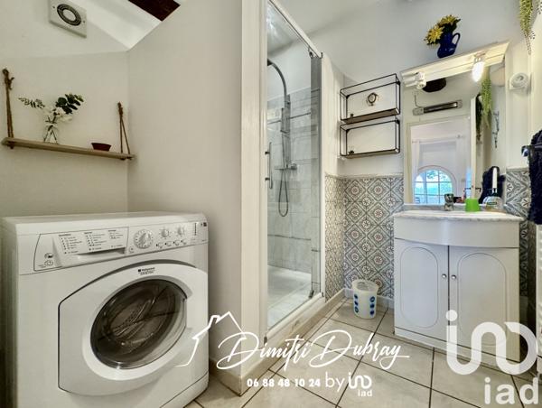 House for sale 6 rooms 198 m² Saint-André-de-Roquelongue