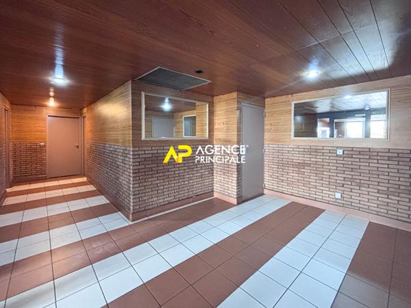 Sartrouville - Appartement 5 pièces 81.70 m² avec loggia, cave et parking 249 000 € **  - Référence  9484