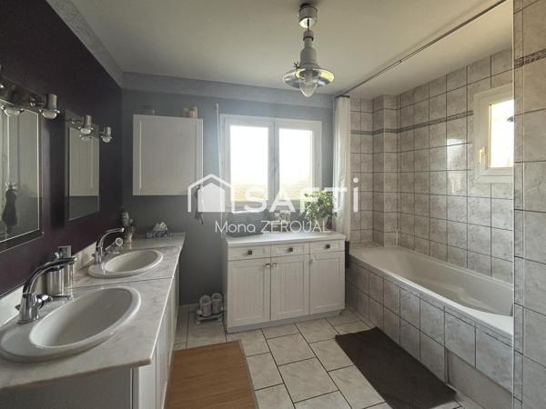 Maison au calme en plein centre