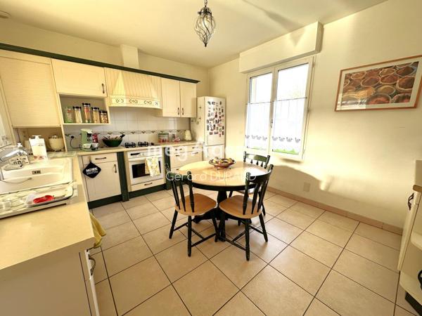 Maison à Pleumartin, 86450 - 7 pièces 322m²