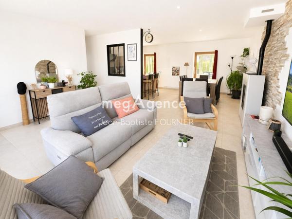 Maison à SAINT-GERMAIN-DU-CORBEIS, 61000 - 5 pièces 123m²