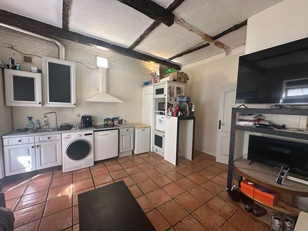 A VENDRE 13011 MARSEILLE APPARTEMEENT T2 EN RDC DE 46 M² AVEC TERRASSE