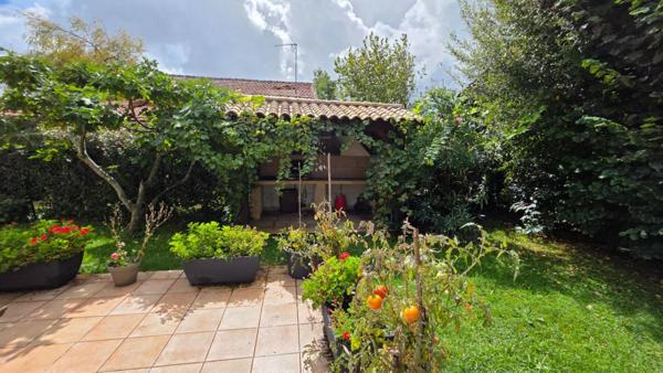 Maison Andernos Les Bains 4 pièce(s) 101m2 idéalement placée