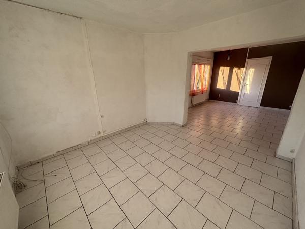 Maison mitoyenne 1 côté à vendre, 4 pièces - Isbergues 62330