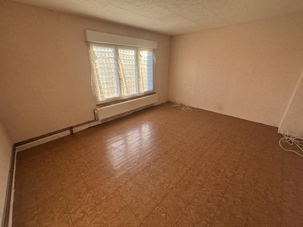 Maison mitoyenne 1 côté à vendre, 4 pièces - Isbergues 62330