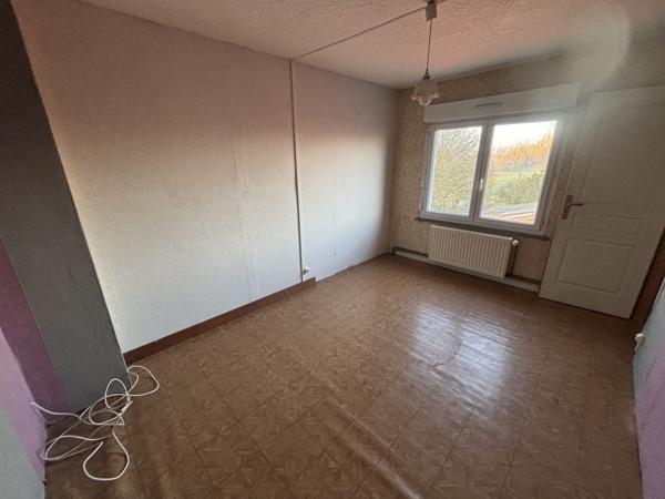 Maison mitoyenne 1 côté à vendre, 4 pièces - Isbergues 62330
