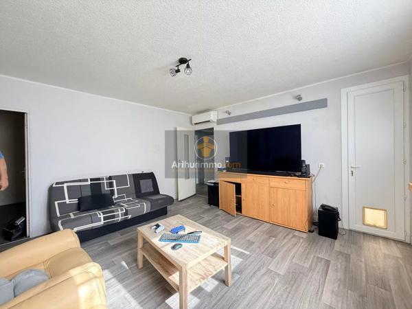 Vente                                                      Appartement
                        
                     4 pièces                      67 m2                     à Pont-Saint-Esprit