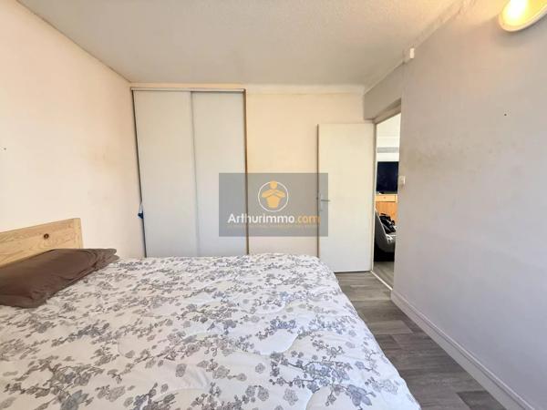 Vente                                                      Appartement
                        
                     4 pièces                      67 m2                     à Pont-Saint-Esprit
