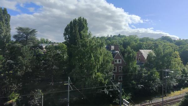 PLEIN CENTRE VILLE, TRES BEL APPARTEMENT DE 52 M² SITUE AU 3ème ETAGE D'UN IMMEUBLE PROCHE GARES  Beauvais (60000)