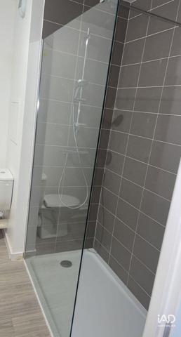 Location appartement 1 pièce 27 m² Aulnay-sous-Bois