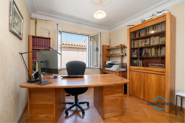 Villa de standing - JUVIGNAC (34)