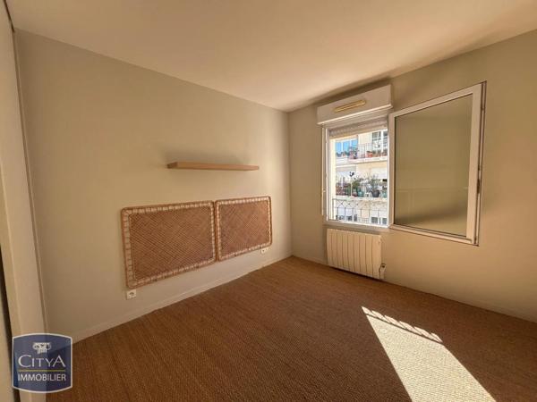 Appartement à louer 2 pièces 49.69m² Bordeaux (33000)