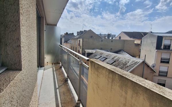 Appartement à louer    1 pièce •  Limoges