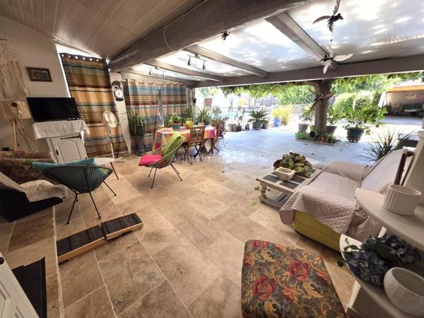 Vente                                                      Maison
                        
                     5 pièces                      129 m2                     à Vidauban