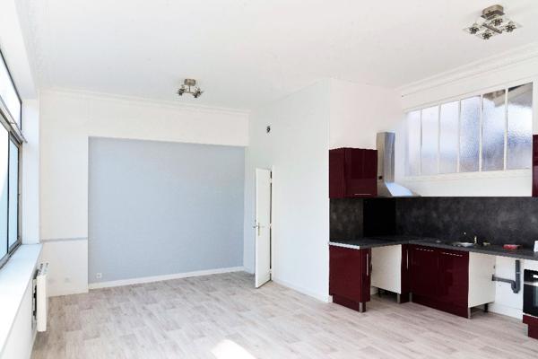 Appartement Suresnes 2 pièce(s) 50,36 m2