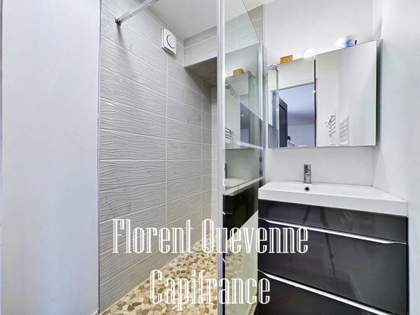 Maison en pierre + dépendances + terrain de 3120m²