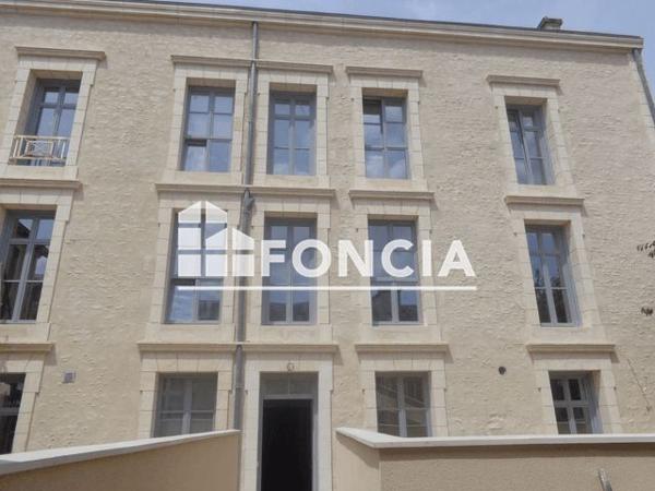 Location Appartement 4 pièces 115.4 m² - 71 RUE CONDORCET Poitiers 86000