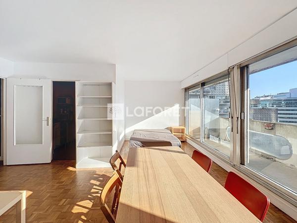 Location appartement Courbevoie - 1 pièce(s) - 37 m² - 1 050 €/mois