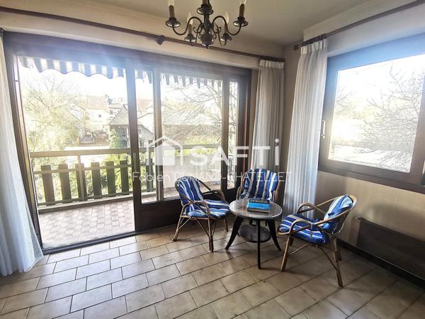 T4 lumineux avec balcon et vue dégagée