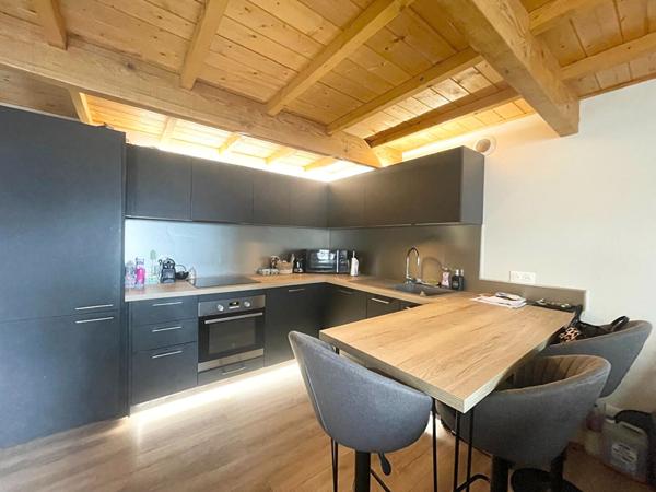 BORDEAUX NANSOUTY - T3 Duplex - Immeuble en pierres - 2ch - Dernier étage