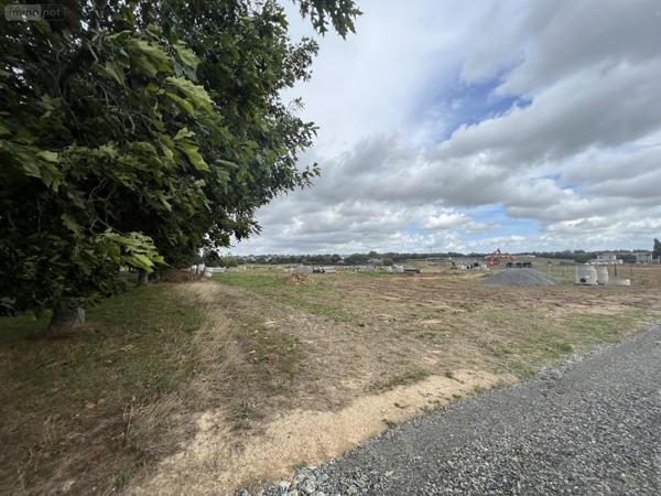 Terrain à Batir à vendre à Châteaugiron en Ille-et-Vilaine (35410), ref : VT173-35018