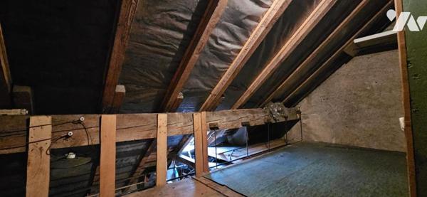 Lot de 2 logements avec dépendances et terrain