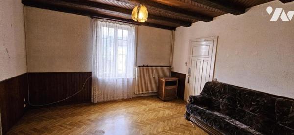 Lot de 2 logements avec dépendances et terrain