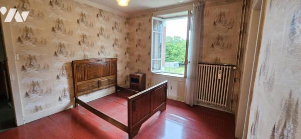 Lot de 2 logements avec dépendances et terrain