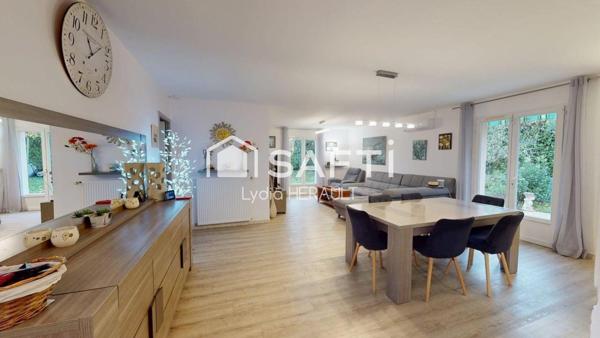 Coup de cœur ! Plain-pied 4 chambres, tout confort avec spa et garage à Angoulême