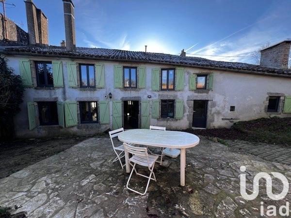 Longère 6 pièces de 295 m² à Moncoutant (79320)