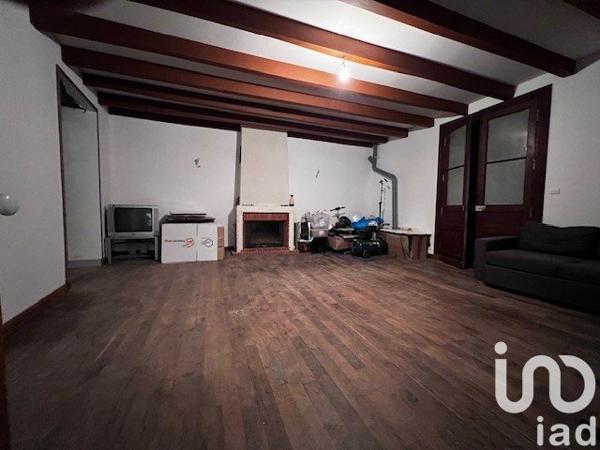 Longère 6 pièces de 295 m² à Moncoutant (79320)